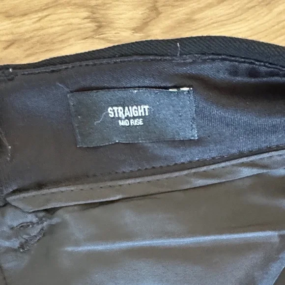 Express Women’s Straight Mid Rise Trouser- Size 0. - Picture 3 of 8